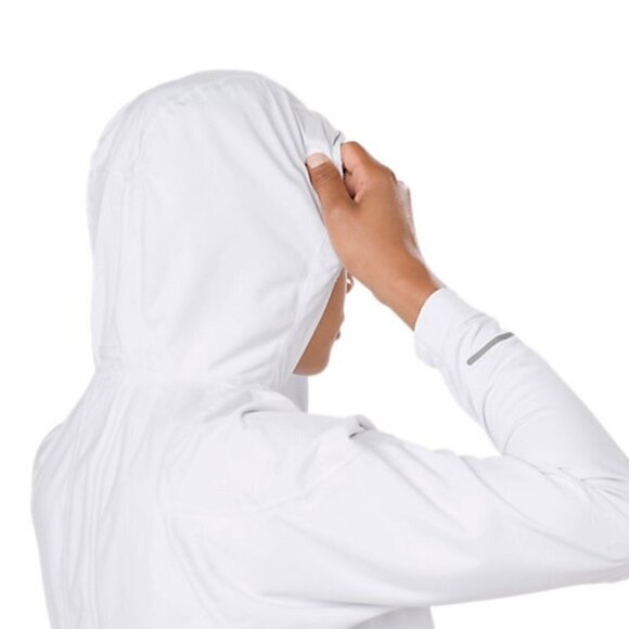 Nwt Asics | Accelerate Jacket In Brilliant White - Picture 4 of 15